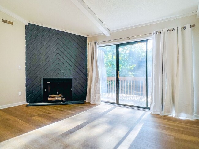 Photo - 1904 Aspen Way