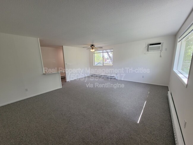 Photo - 1618 W 7th Pl Unit A