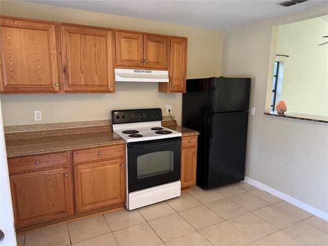 Photo - 1010 Old S Dr