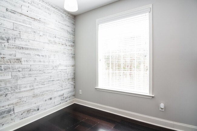 Photo - 4902 Longleaf Oak Cove