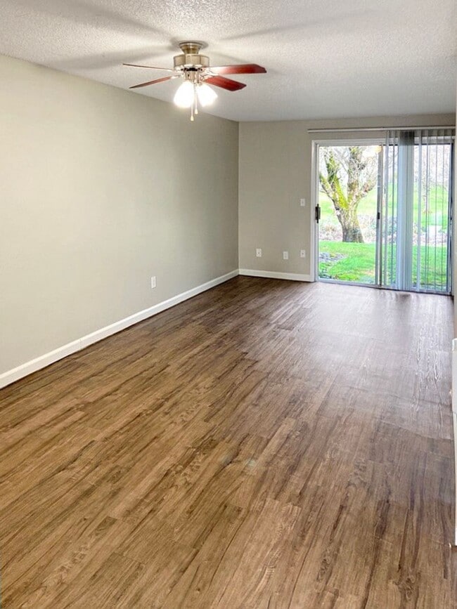 Photo - West on Murray Apartments