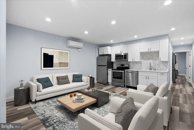 Photo - 1641 4th St NW