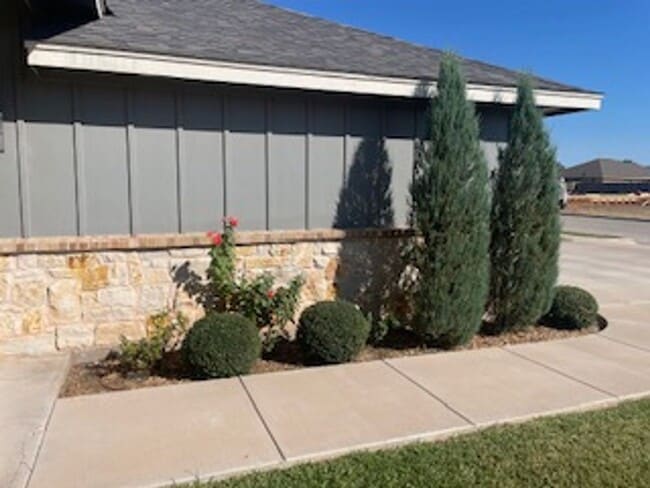 Photo - Executive rental on Carrera! 3/2/2