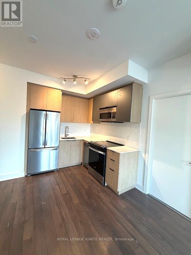 Photo - 1350 Ellesmere Rd Unit 910
