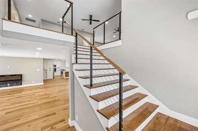 3889 Davila Dr