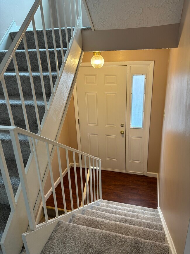 3193 Camberly Dr Townhome Townhome Rental in Gibsonia PA