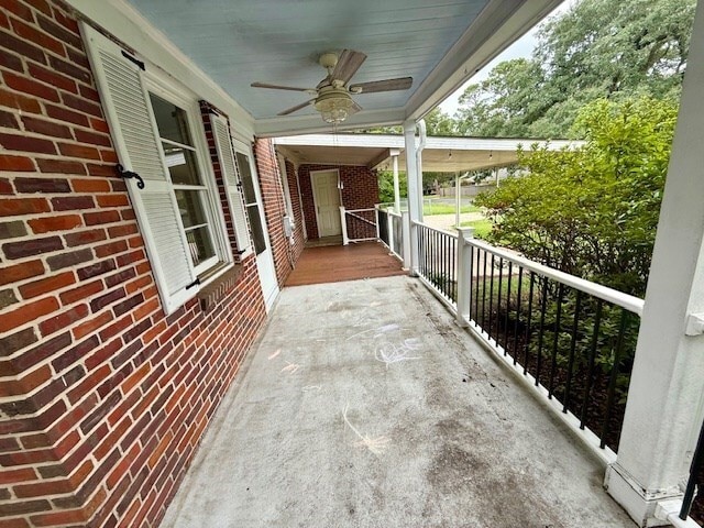 1523 E Pinetree Blvd