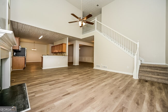 Photo - 520 Hilly Ct