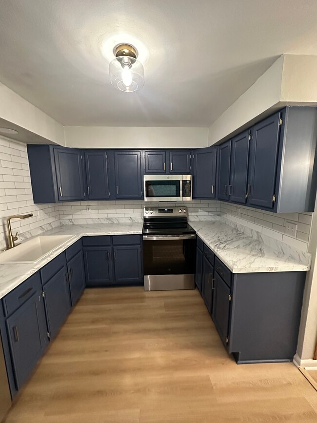 Photo - 5155 N 28th St Unit Quadplex lower
