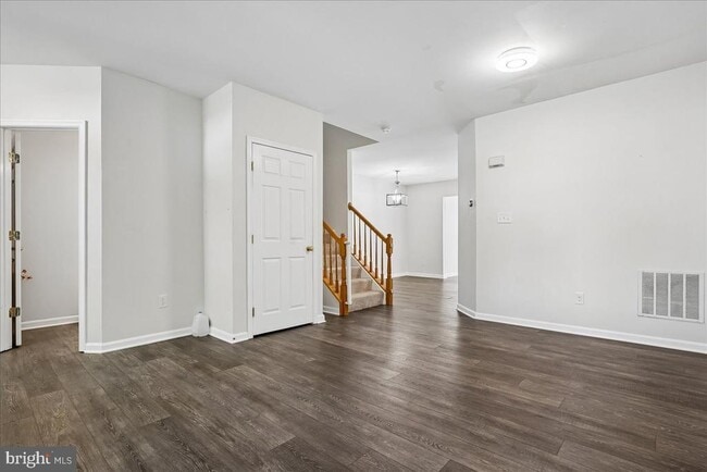 Photo - 3802 Koval Ln