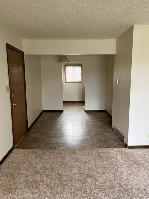15 N Lawler St Unit 1