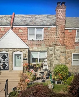 Building Photo - 6839 Radbourne Rd