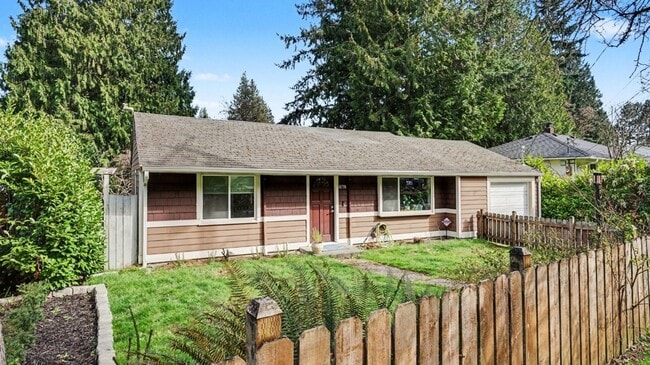 Photo - 2Bd/1Ba Shoreline House