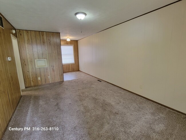 Photo - 1822 S Bonn Ave