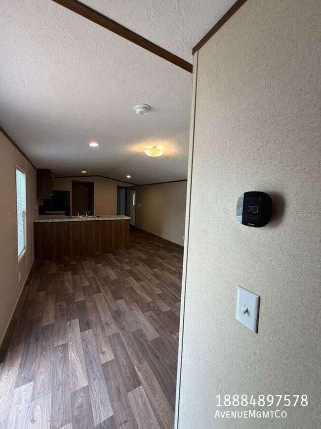 Photo - 512 10th St SW