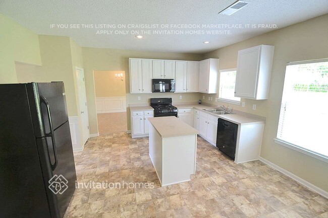 Photo - 3522 Umatilla Ln