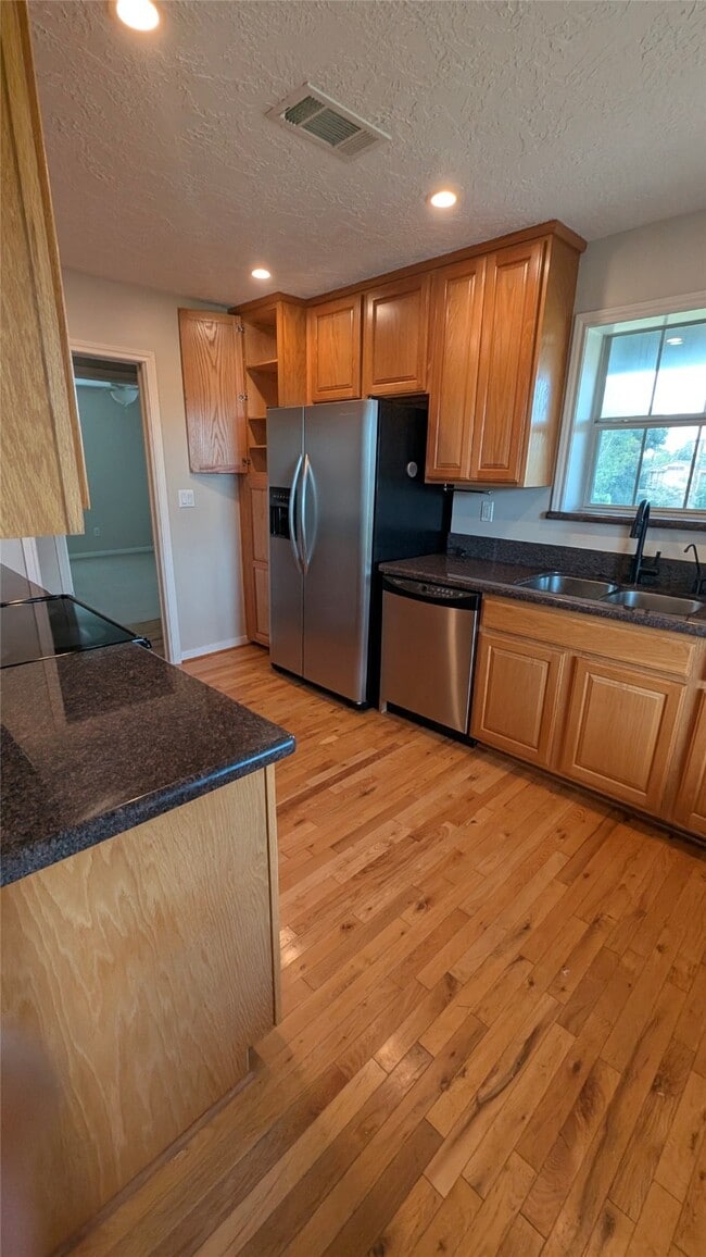 Photo - 530 S Shady Ln
