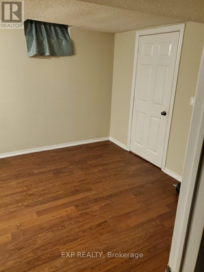 Photo - 31 Matterdale Ave