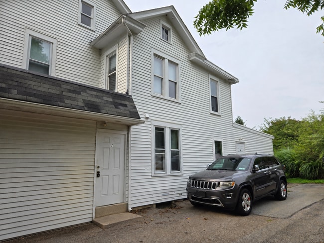 Photo - 16A Manor Ave Unidad Apt. 2