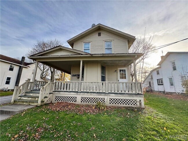 Photo - 341 Upper Front Ave