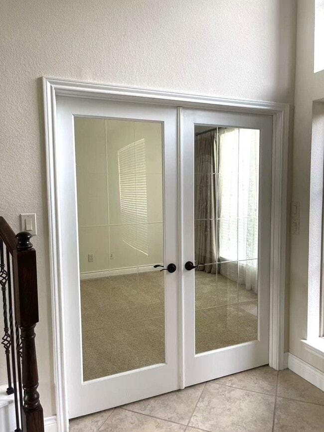 Building Photo - 20323 Mary Point Ln