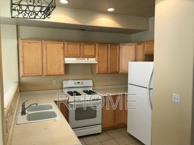 Photo - 7728 New Snowbell Ln