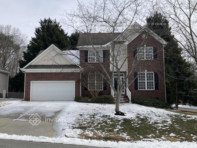 Building Photo - 4800 Tenby Dr