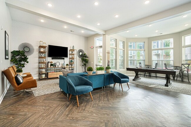 Photo - Knapp's Corner  Flats