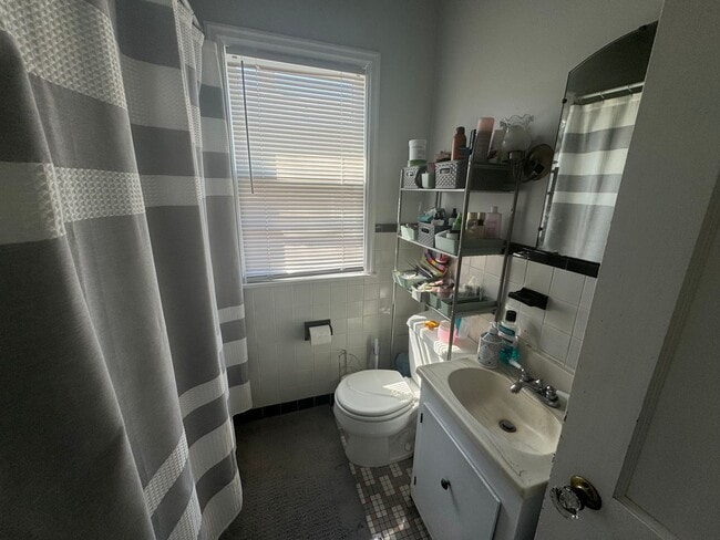 Photo - 5701 Lyndale Ave S Apartment Unit 4