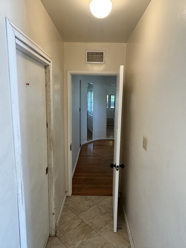 Photo - 1292 N Laurel Ave