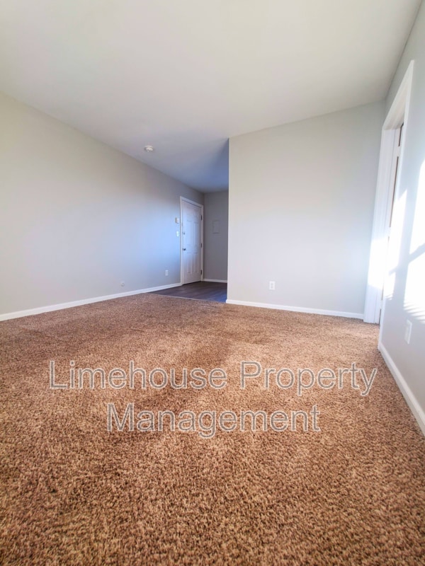 Photo - 2642 E Ocean View Ave