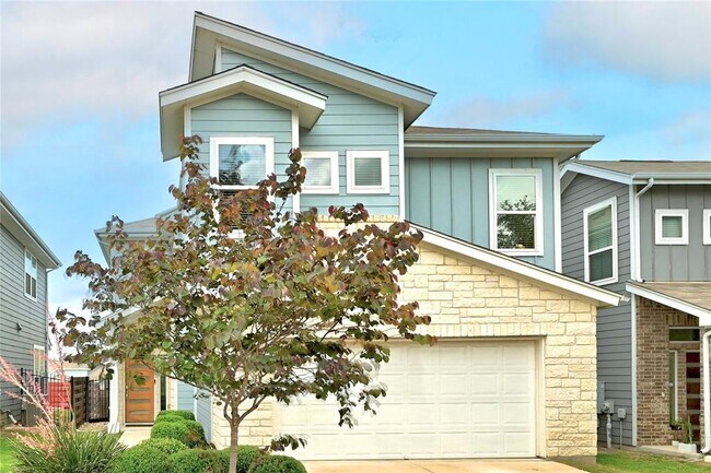 Photo - 7308 Oberon St