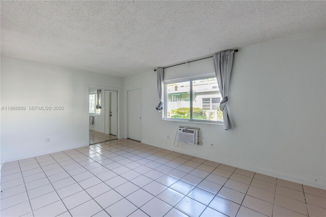 Photo - 1247 Marseille Dr Unit 113