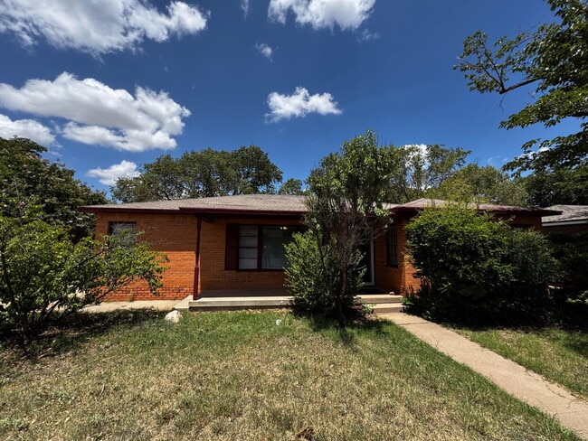 Building Photo - 3808 23rd St Rental