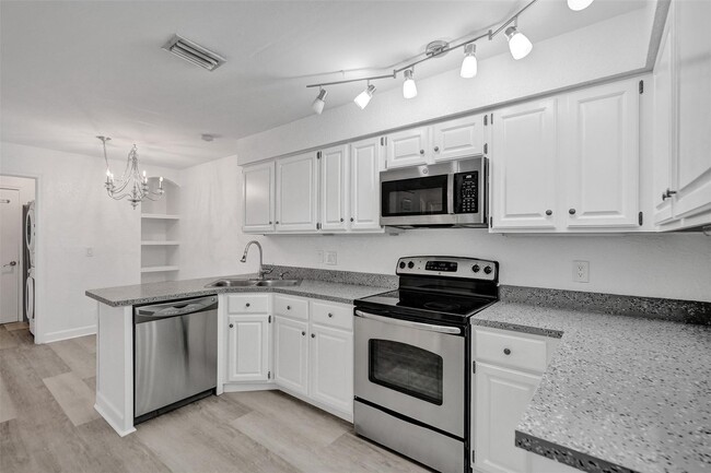 Photo - 11652 NW 19th Dr