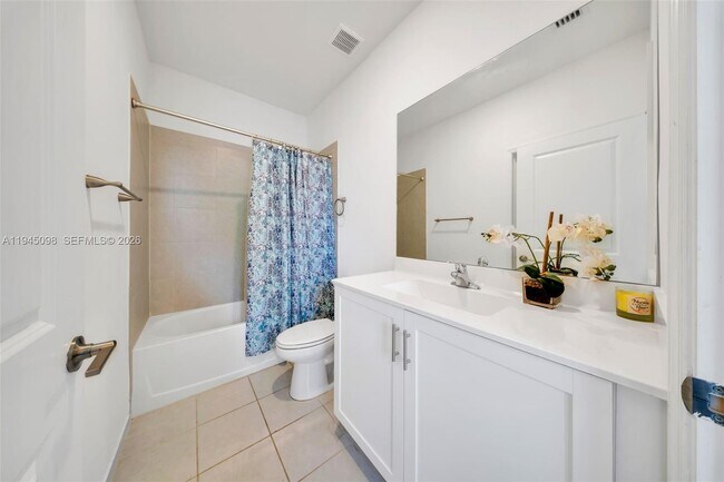 Photo - 2699 SE 19th St