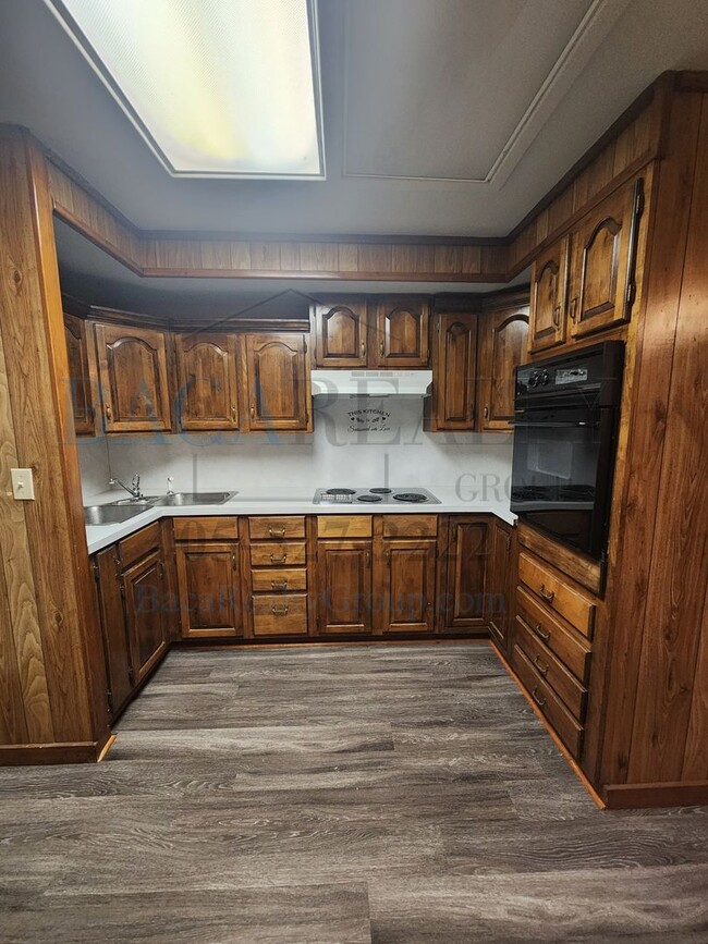 Photo - 1BR 1BA Apartment off of Main St, Purcell