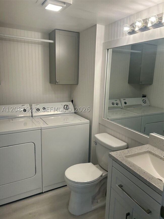 Photo - 603 6th Way