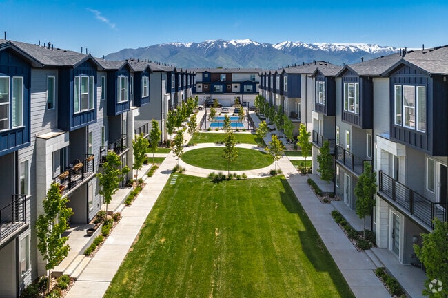 Alternate Community - Indigo Sixteen60