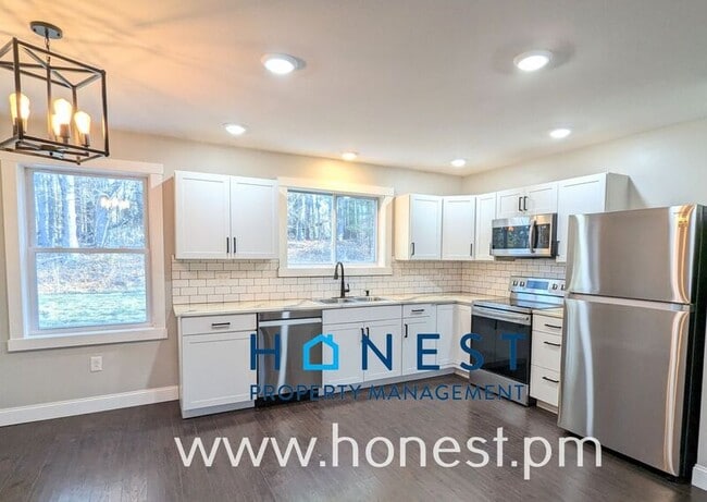 Building Photo - 20 Lexi Ln