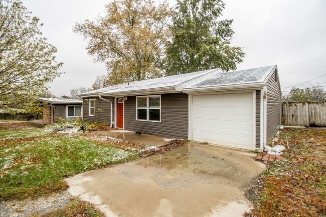 Photo - 3 bed, 1 bath home for rent!