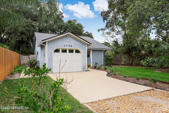 Building Photo - 1756 Riley St Rental