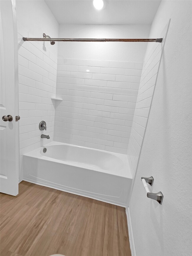 Photo - 9518 Brookside Point Dr