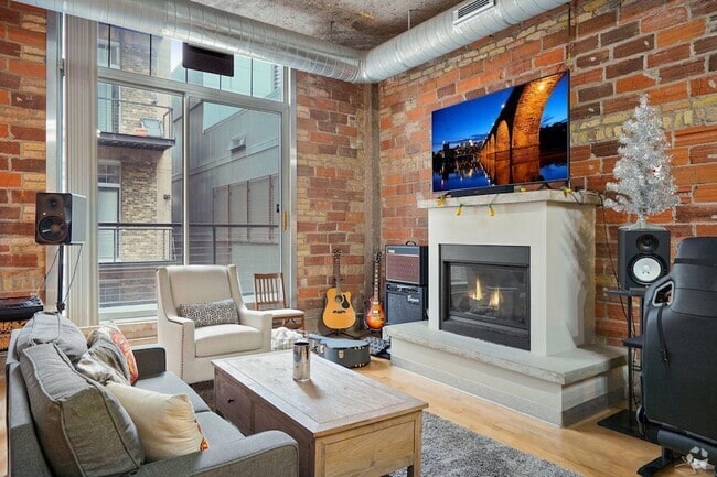 Building Photo - 521 S 7th St Rental
