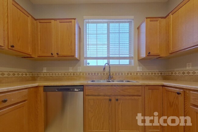 Photo - 17350 W Woodlands Ave
