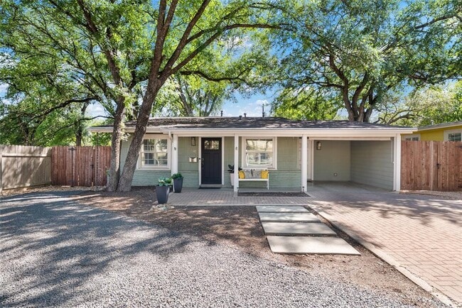 Photo - 2105 Westover Rd