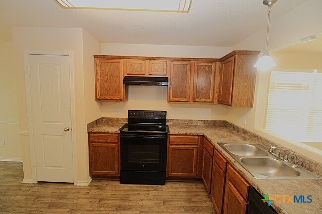 Photo - 5000 Imperial Eagle Dr