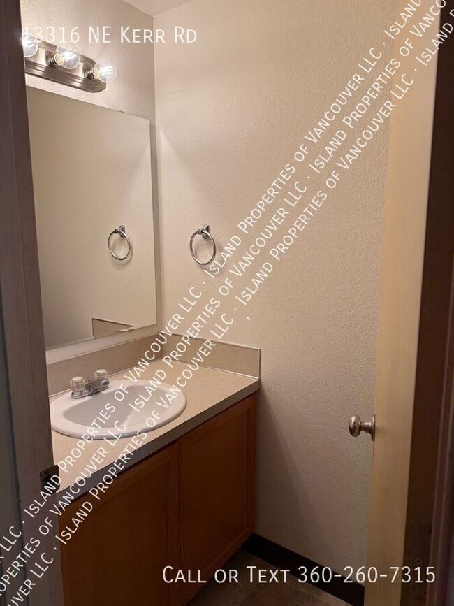 Photo - 13316 NE Kerr Rd