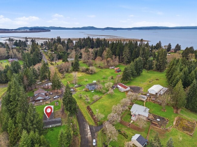 Photo - 39842 Burnside Loop