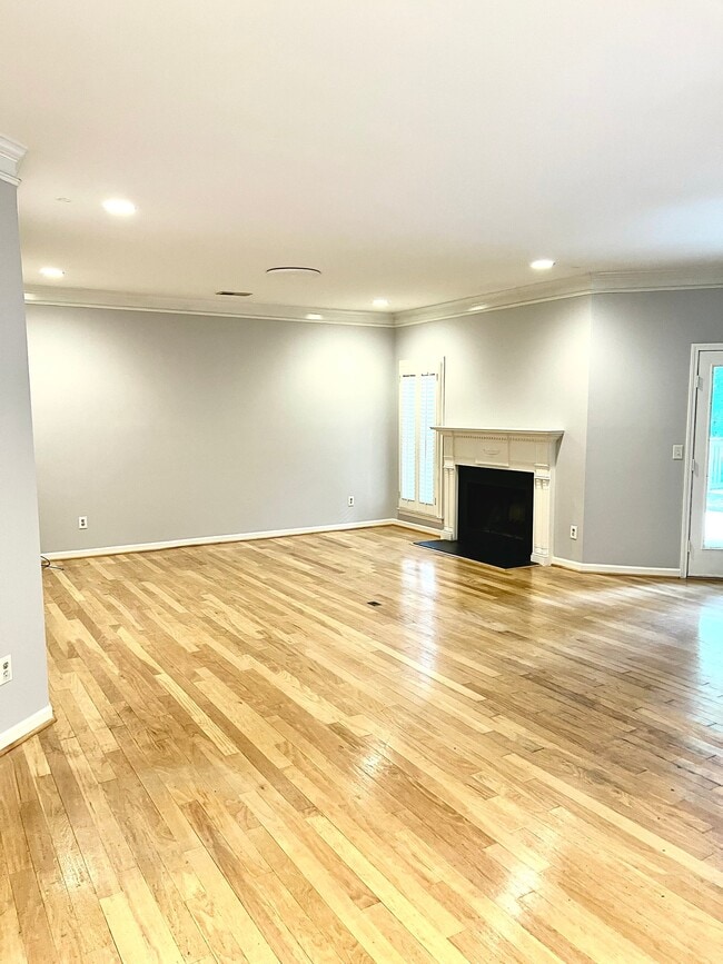 Photo - 1152 Berwick Rd